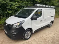 Used Vauxhall Vivaro Sportive 120 HP (88 kW) 2018 White MPV