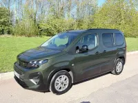 Used Peugeot Rifter Allure 100 HP (73 kW) 2024 Green MPV