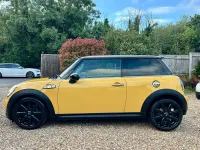 Used Mini Cooper S Hatch 175 HP (128 kW) 2007 Yellow Hatchback