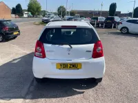 Used Suzuki Alto 2011 White Hatchback
