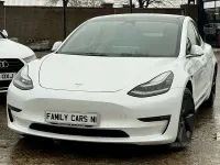 Używany Tesla Model 3 Long Range AWD 366 kW (498 KM) 2019 Biały Sedan/Limuzyna