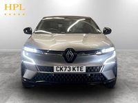 Begagnad Renault Megane E-Tech Techno 161 kW (220 HK) 2023 Grå Halvkombi