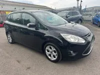 Używany Ford Grand C-Max Zetec 115 KM (84 kW) 2013 Czarny Minivan