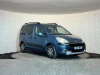 Usado Citroën Berlingo XTR 92 HP (67 kW) 2012 Azul Monovolume