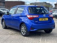 Used Toyota Yaris 111 HP (81 kW) 2017 Blue Hatchback