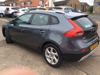 used Volvo V40 CC 1.6 D2 LUX 5d 113 BHP