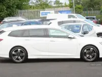 Used Vauxhall Insignia SRi 167 HP (122 kW) 2017 White Estate