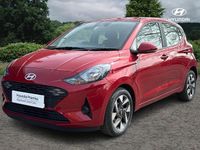 Usado Hyundai i10 Advanced 77 HP (56 kW) 2025 Vermelho Citadino