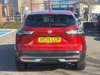 Used Nissan Qashqai N-Connecta 155 HP (114 kW) 2025 Red SUV