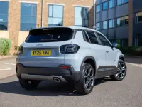 Used Jeep Avenger Summit 100 HP (73 kW) 2025 Grey SUV