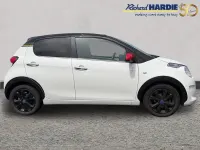 Used Citroën C1 71 HP (52 kW) 2021 White Hatchback