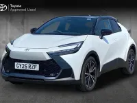 Used Toyota C-HR 138 HP (101 kW) 2025 Platinum white SUV