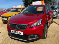 Begagnad Peugeot 2008 Allure 2018 Röd SUV