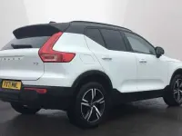 Used Volvo XC40 R-Design 161 HP (118 kW) 2021 White SUV