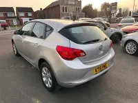 Used Vauxhall Astra Design Edition 136 HP (100 kW) 2015 Silver Hatchback