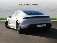 Begagnad Porsche Taycan 439 kW (598 HK) 2026 Grå Sedan