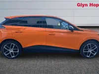 Used MG MG4 EV Trophy 319 kW (435 HP) 2025 Orange Hatchback