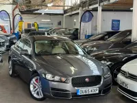 Used Jaguar XE Prestige 200 HP (147 kW) 2015 Grey Sedan