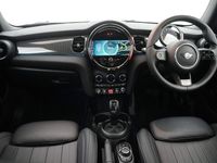 Used Mini Cooper Exclusive 136 HP (100 kW) 2022 Green Hatchback