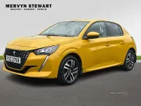 Used Peugeot 208 Allure 75 HP (55 kW) 2021 Yellow Hatchback
