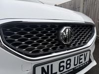 Used MG MG3 Excite 106 HP (77 kW) 2018 White Hatchback