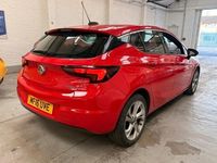 Used Vauxhall Astra SRi 150 HP (110 kW) 2016 Red Hatchback