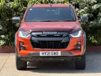 Used Isuzu D-Max 163 HP (119 kW) 2021 Orange Pickup