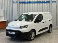 Used Toyota Proace 120 HP (88 kW) 2025 White MPV