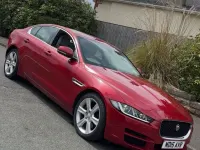 Usado Jaguar XE Portfolio 180 HP (132 kW) 2015 Vermelho Sedan
