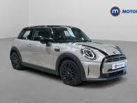 Used Mini Cooper Classic 136 HP (100 kW) 2022 Hatchback