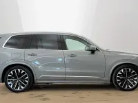Usado Volvo XC90 Ultra 455 HP (334 kW) 2025 Cinzento SUV
