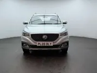 Używany MG ZS Exclusive 111 KM (81 kW) 2020 Srebrny SUV