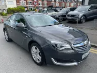 Used Vauxhall Insignia Design Edition 140 HP (102 kW) 2013 Grey Hatchback