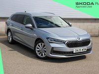 Usado Skoda Superb SE Technology 150 CV (110 kW) 2025 Plateado Familiar
