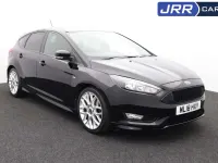 Usado Ford Focus ST-Line 120 HP (88 kW) 2018 Preto Citadino