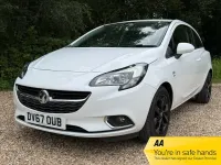 Used Vauxhall Corsa SRi 75 HP (55 kW) 2017 White Hatchback