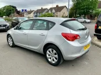 Used Vauxhall Astra Design Edition 2014 Silver Hatchback