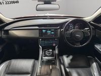 Used Jaguar XF Prestige 180 HP (132 kW) 2016 Red Sedan