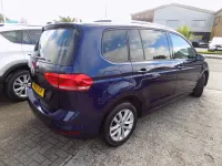 Usado VW Touran Family 115 HP (84 kW) 2018 Azul Monovolume