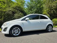 Used Vauxhall Corsa 2011 White Hatchback