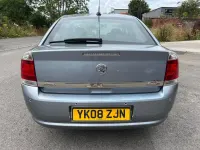 Used Vauxhall Vectra Design Edition 150 HP (110 kW) 2008 Silver Hatchback