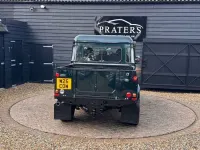 Used Land Rover Defender 124 HP (91 kW) 2015 Pickup