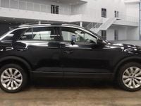 Usado VW T-Roc SE 150 HP (110 kW) 2019 Preto SUV
