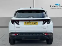 Używany Hyundai Tucson SE 230 KM (169 kW) 2023 Biały SUV