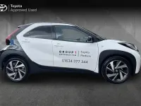 Used Toyota Aygo X 72 HP (52 kW) 2026 Pure white with black SUV