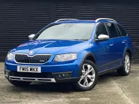 Gebraucht Skoda Octavia Scout 4x4 150 PS (110 kW) 2015 Blau Kombi