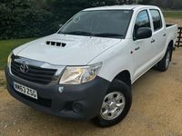 used Toyota HiLux 2.5 D-4D Active Pickup 2dr Diesel Manual 4WD Euro 5 (144 ps)