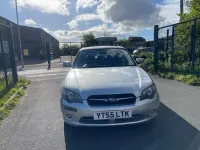 Begagnad Subaru Legacy 2005 Silver Sedan