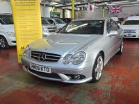 Używany Mercedes CLK280 2009 Srebrny Coupe