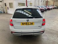 Used Skoda Octavia Scout 4x4 150 HP (110 kW) 2015 White Hatchback
